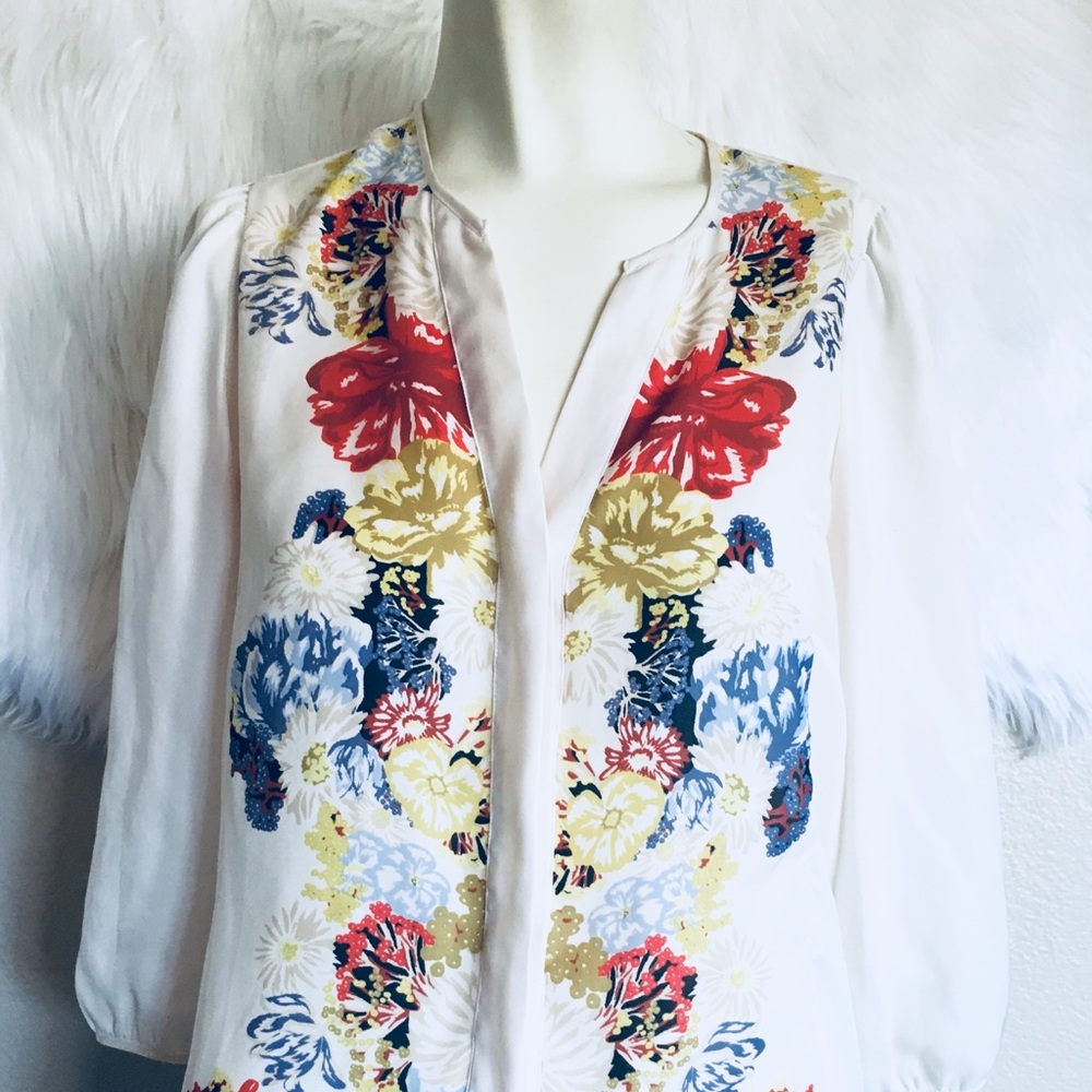 H&M Women’s Blouse Button Down Floral Size 8